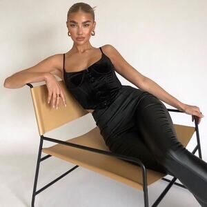 White Fox Boutique Black Velvet Corset Crop Top NWT Medium